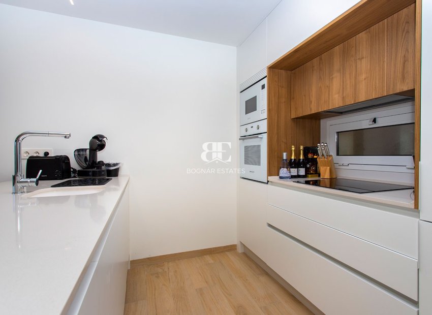 Resale - apartment -
Guardamar del Segura - El Raso