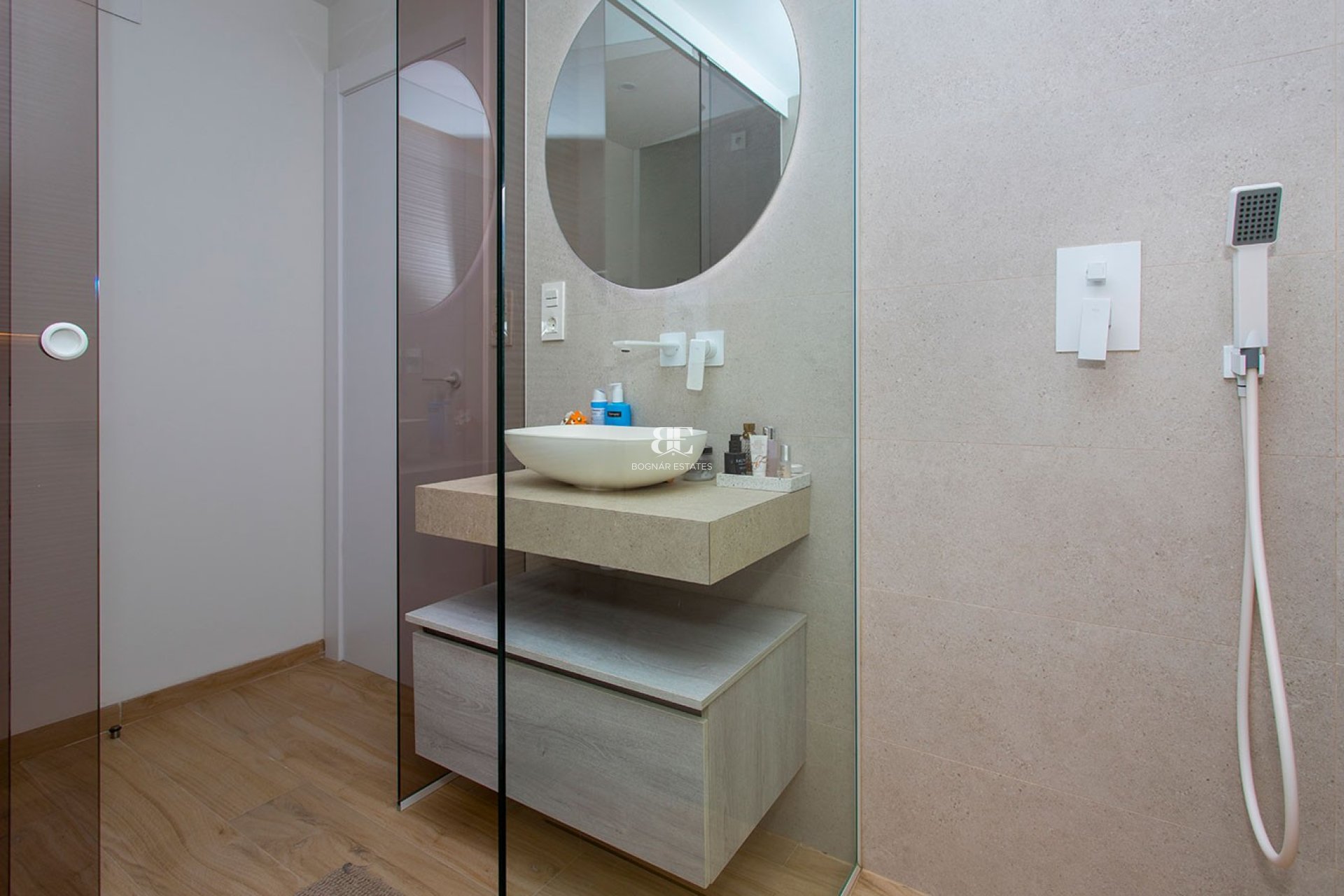 Resale - apartment -
Guardamar del Segura - El Raso