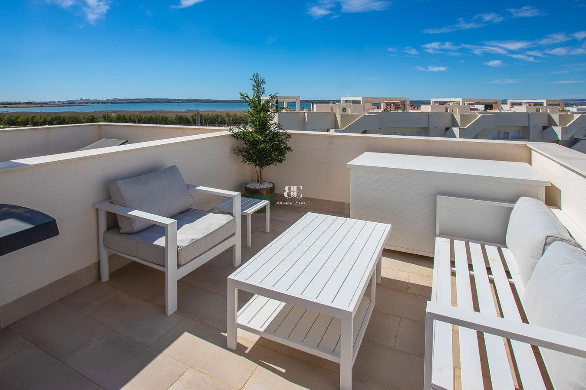 Resale - apartment -
Guardamar del Segura - El Raso