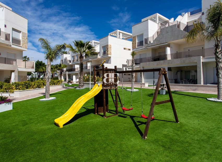 Resale - apartment -
Guardamar del Segura - El Raso