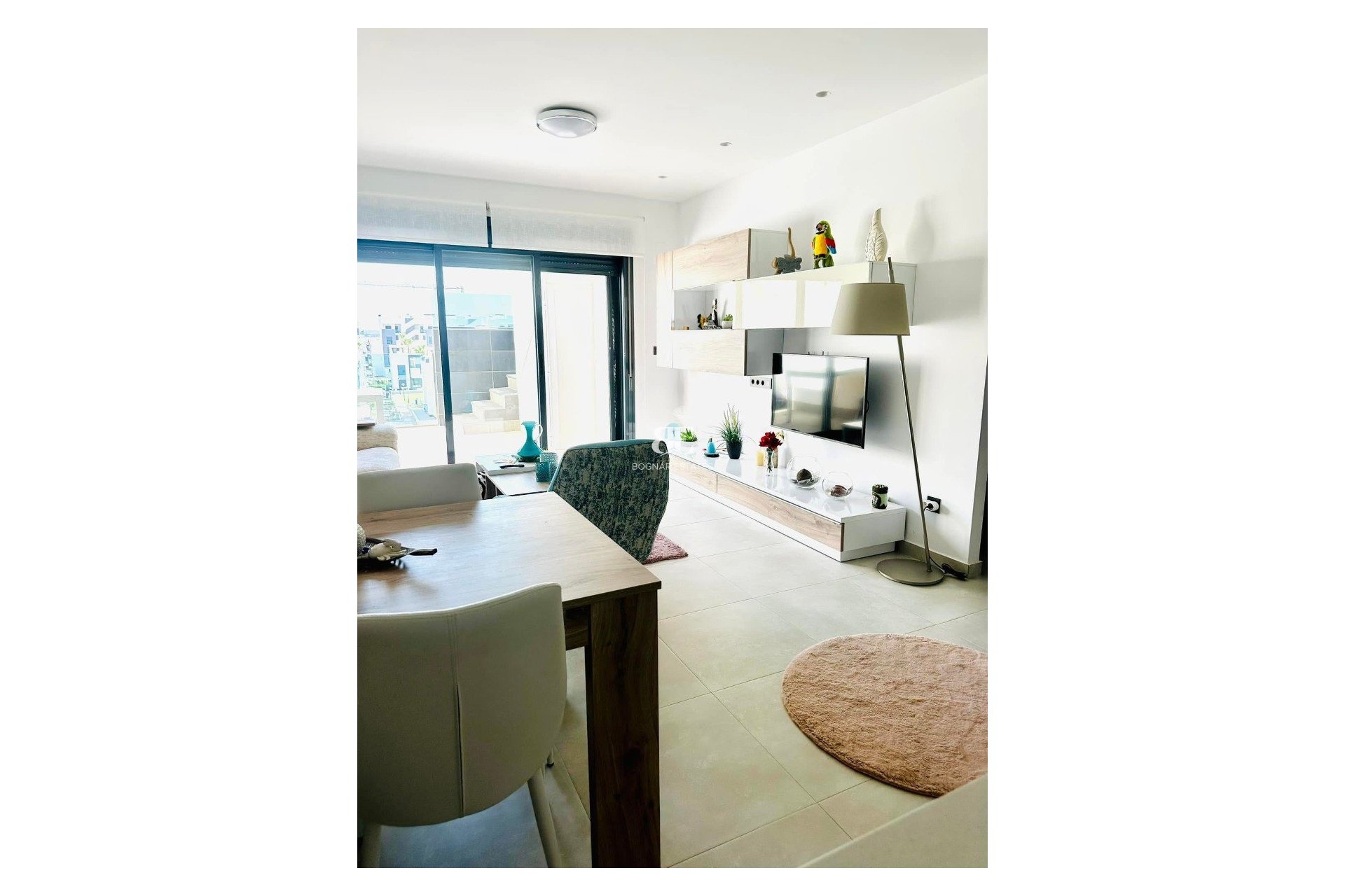 Resale - apartment -
Guardamar del Segura - El Raso