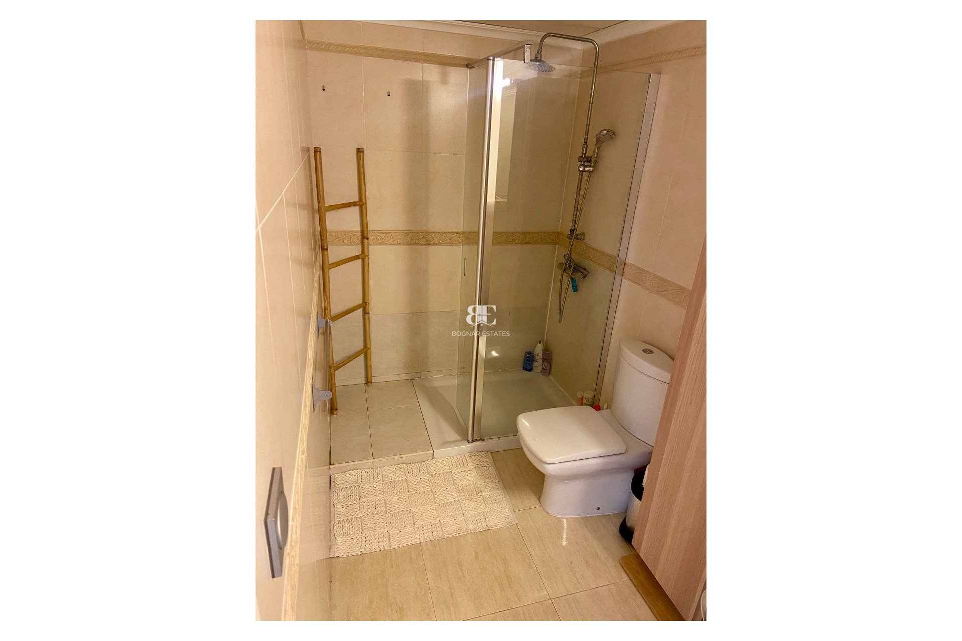 Resale - apartment -
Guardamar del Segura - El Raso