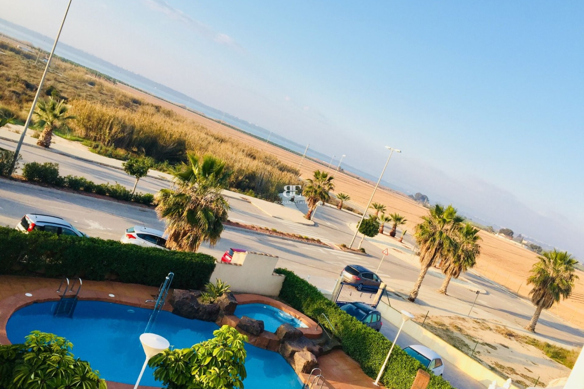 Resale - apartment -
Guardamar del Segura - El Raso