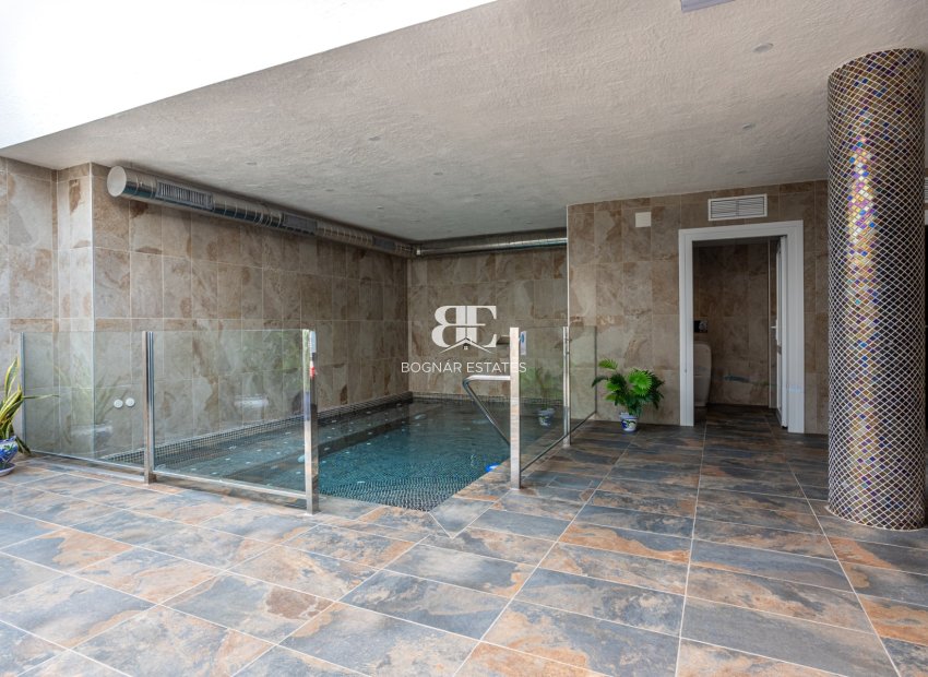 Resale - apartment -
Guardamar del Segura - El Raso