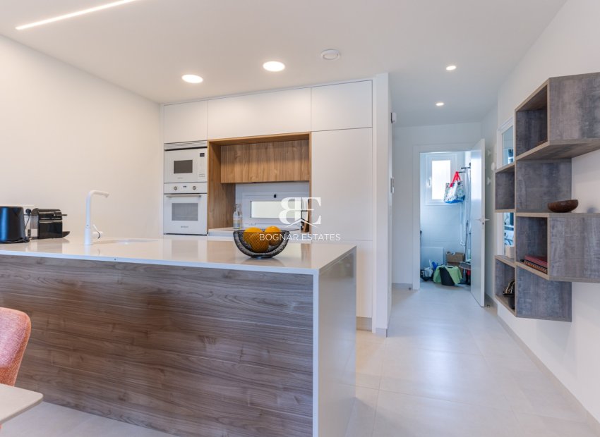 Resale - apartment -
Guardamar del Segura - El Raso