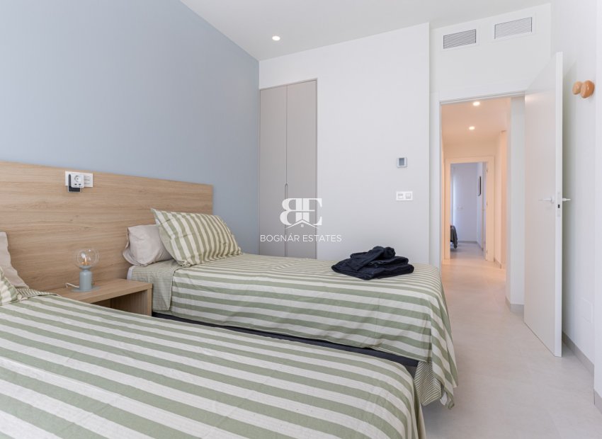Resale - apartment -
Guardamar del Segura - El Raso