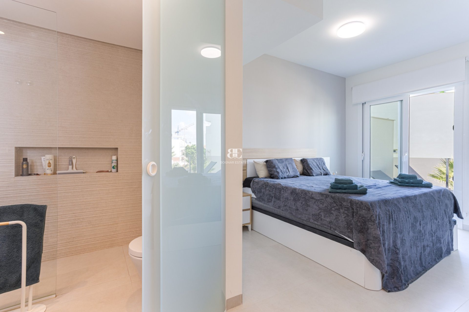 Resale - apartment -
Guardamar del Segura - El Raso