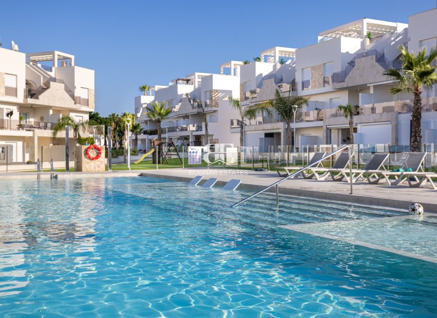 Resale - apartment -
Guardamar del Segura - El Raso