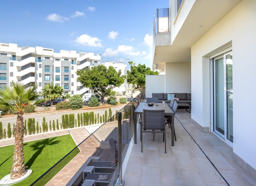 Resale - apartment -
Guardamar del Segura - El Raso