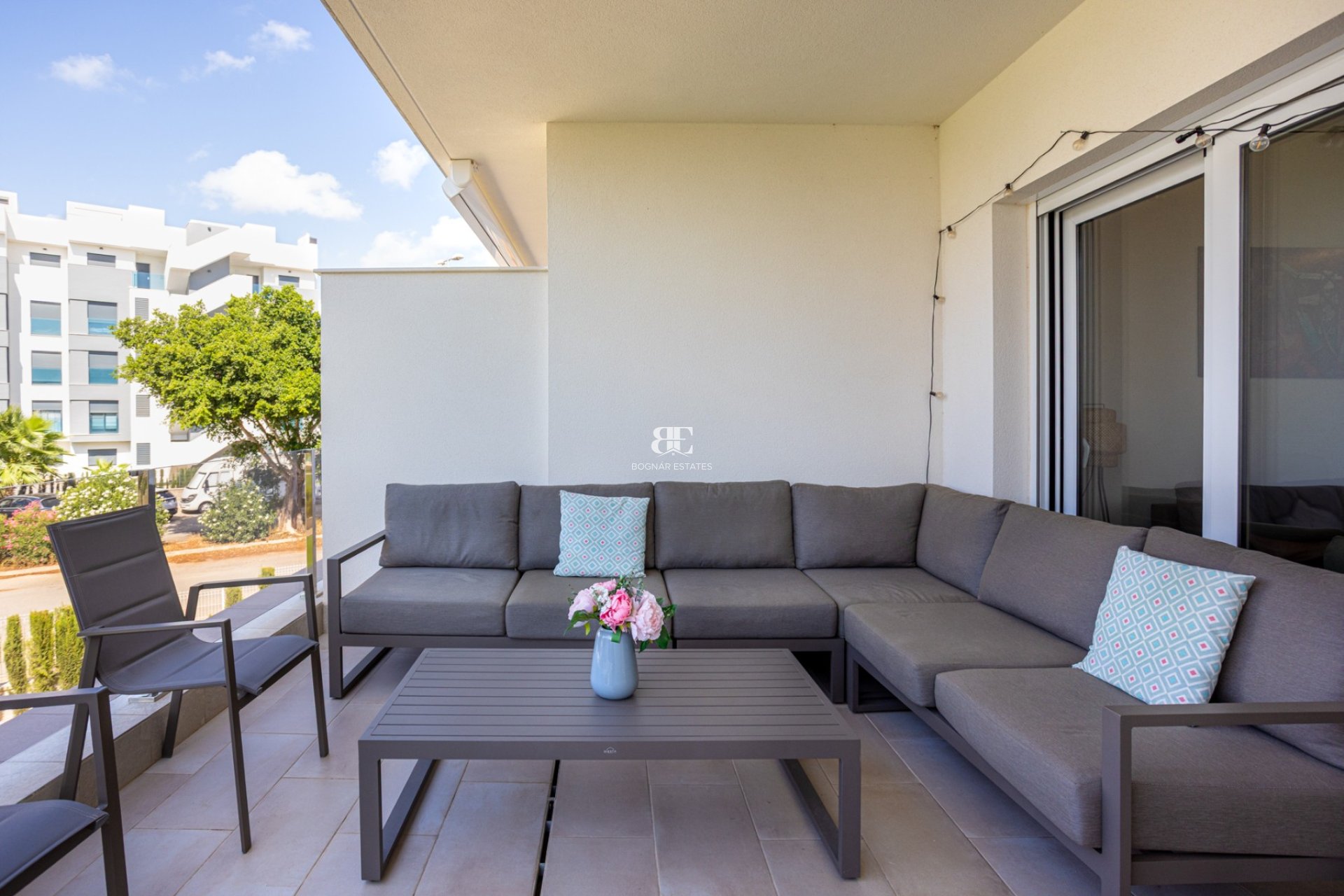 Resale - apartment -
Guardamar del Segura - El Raso
