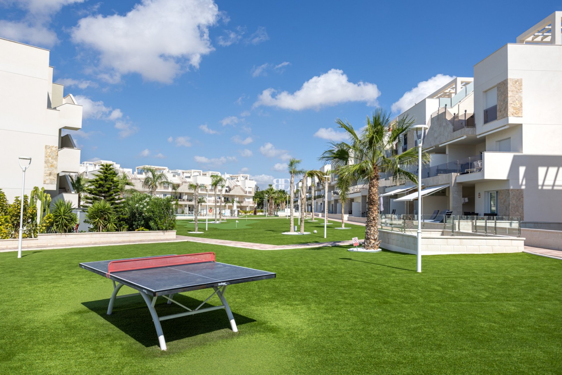 Resale - apartment -
Guardamar del Segura - El Raso