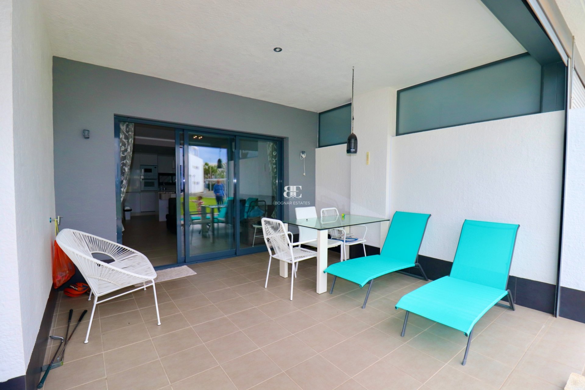 Resale - apartment -
Guardamar del Segura - Guardamar - El Raso