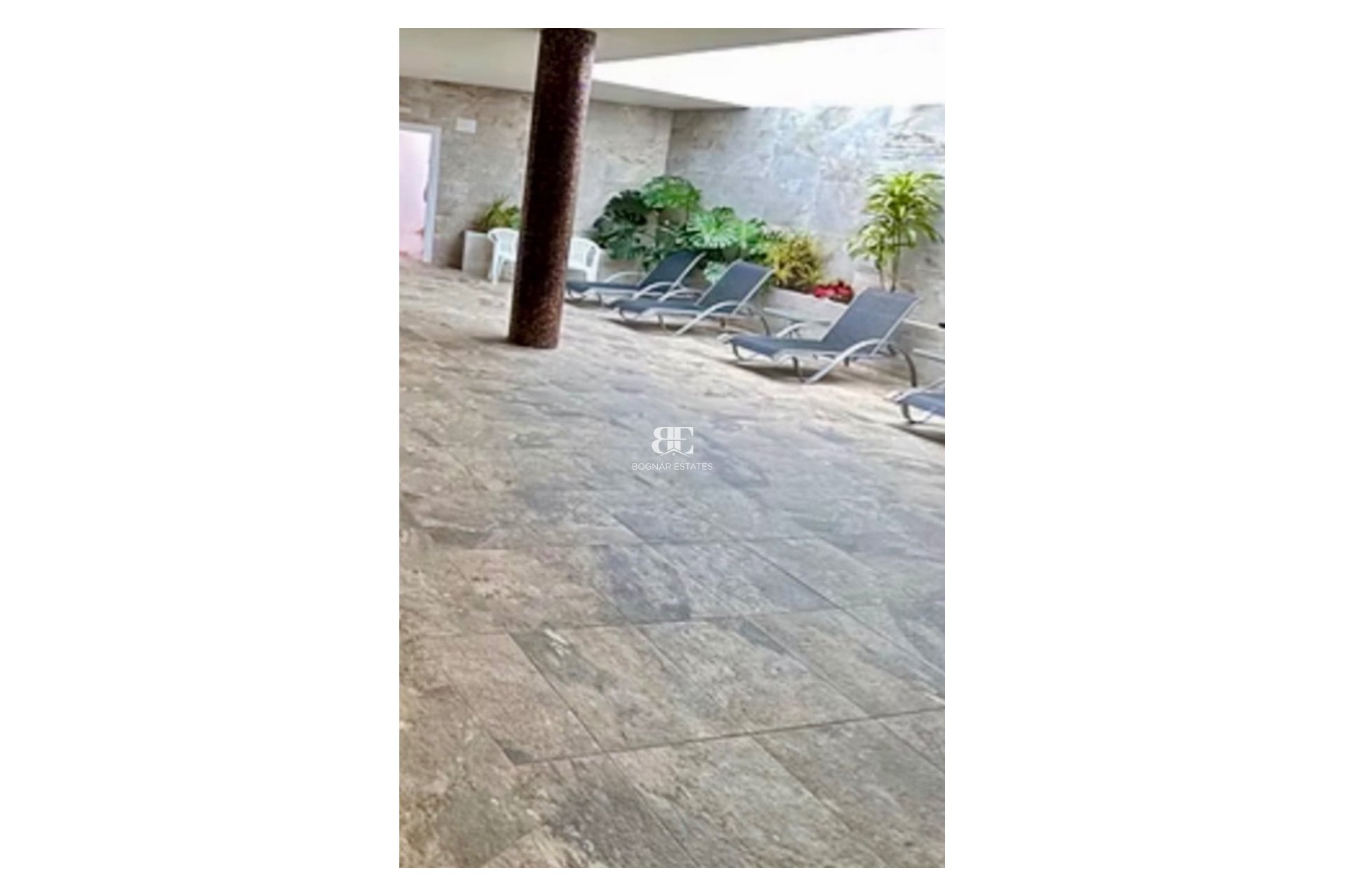 Resale - apartment -
Guardamar del Segura - Guardamar - El Raso