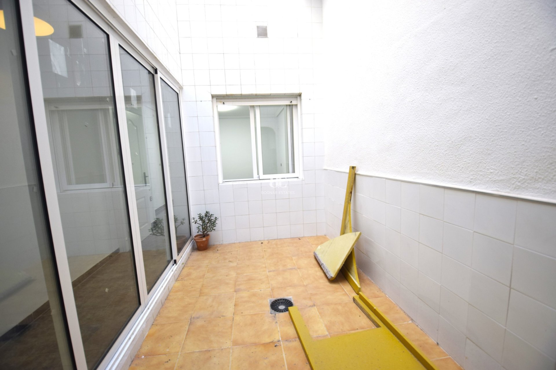 Resale - apartment -
Guardamar del Segura - Pueblo