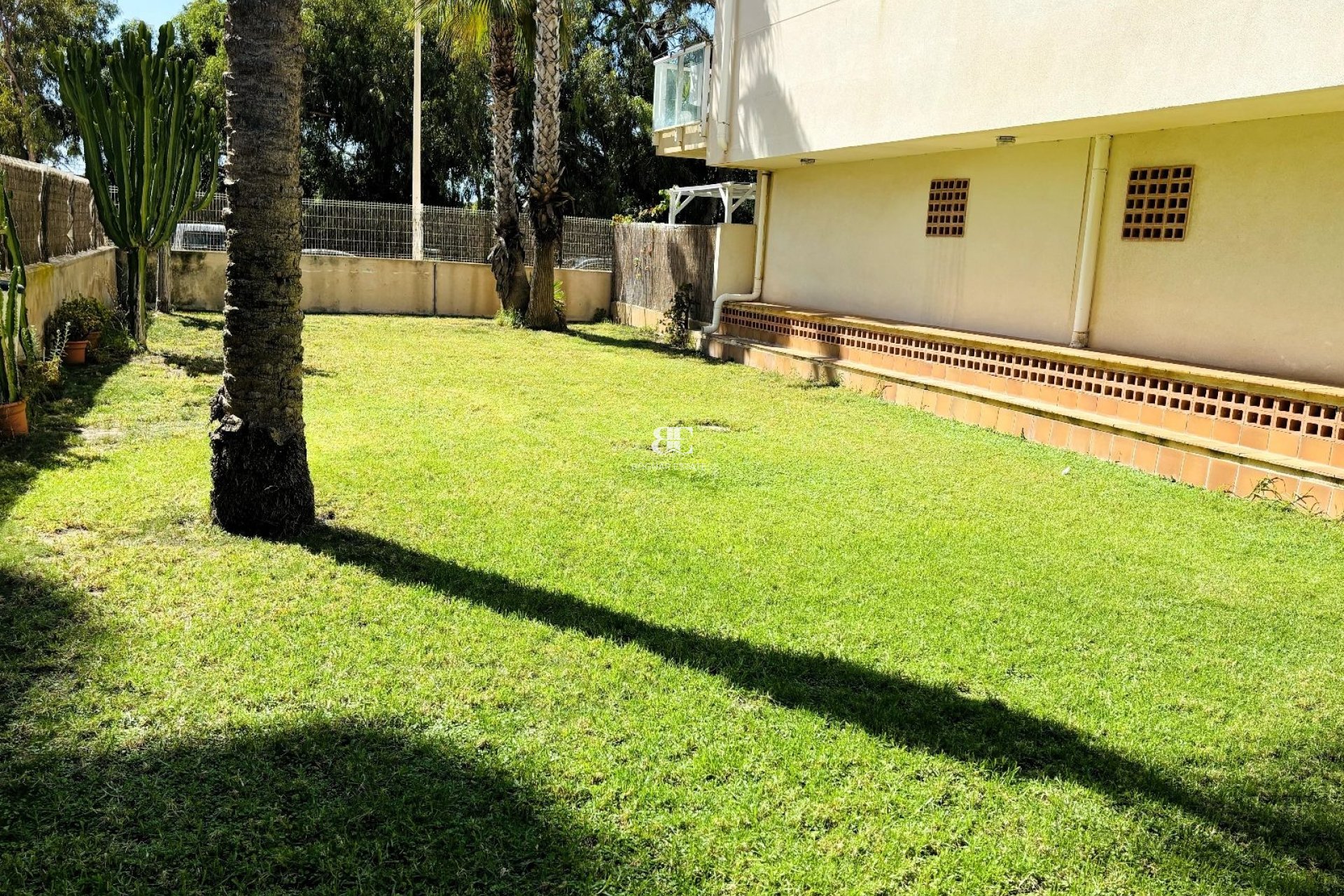 Resale - apartment -
Guardamar del Segura - Puerto