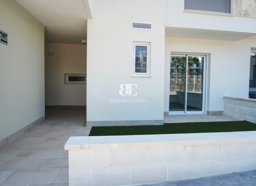 Resale - apartment -
Guardamar del Segura - Urbanizaciones