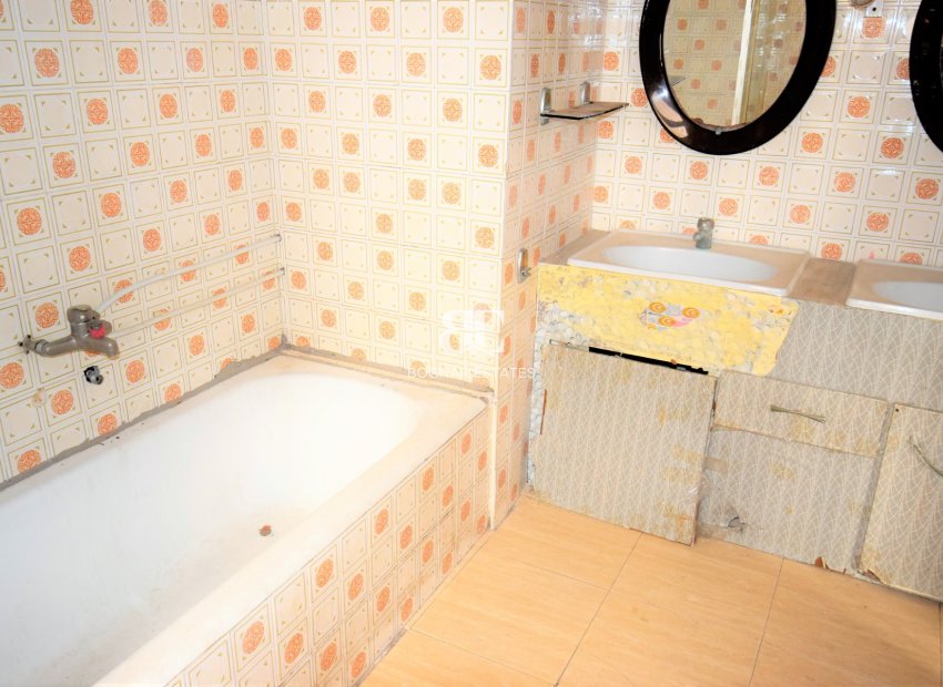 Resale - apartment -
Guardamar del Segura