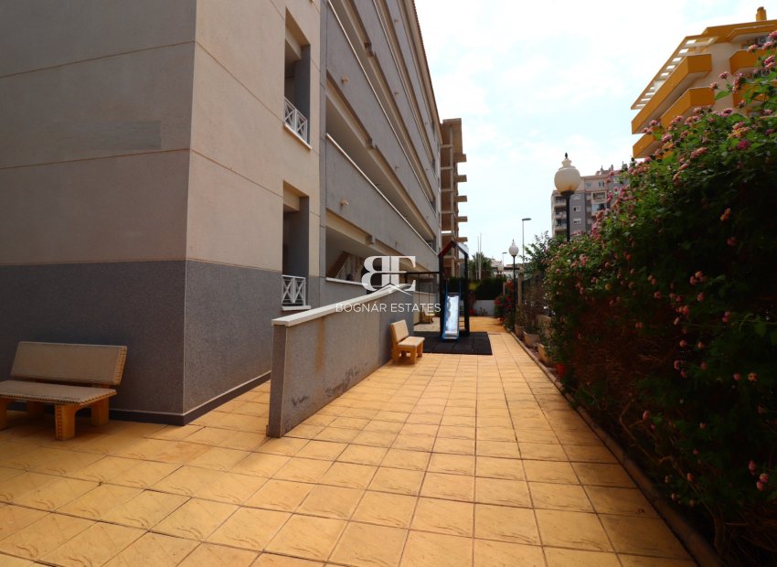 Resale - apartment -
Guardamar del Segura