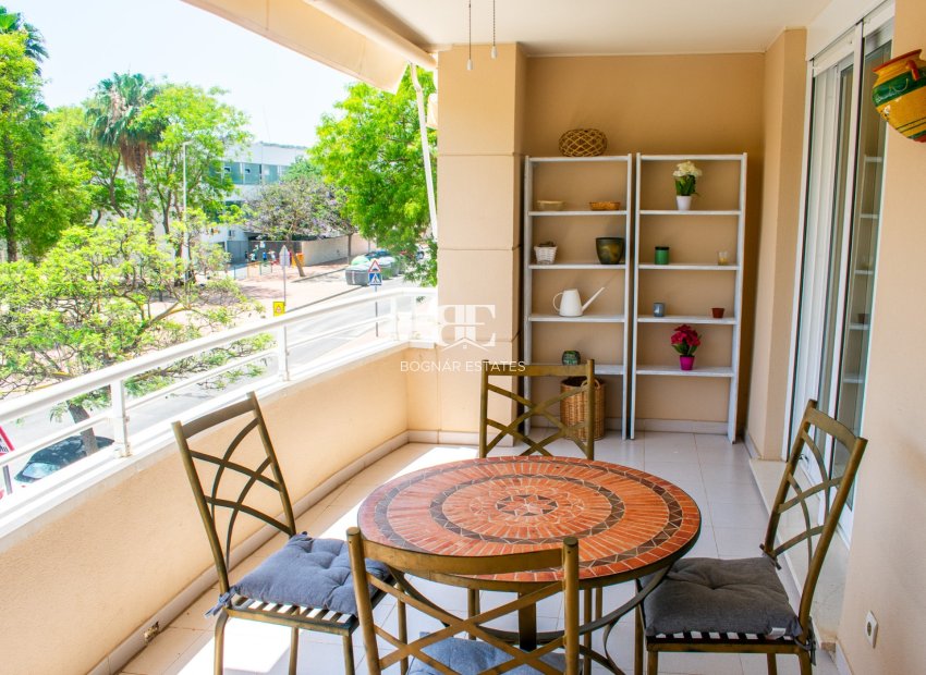 Resale - apartment -
Jávea - El Arenal