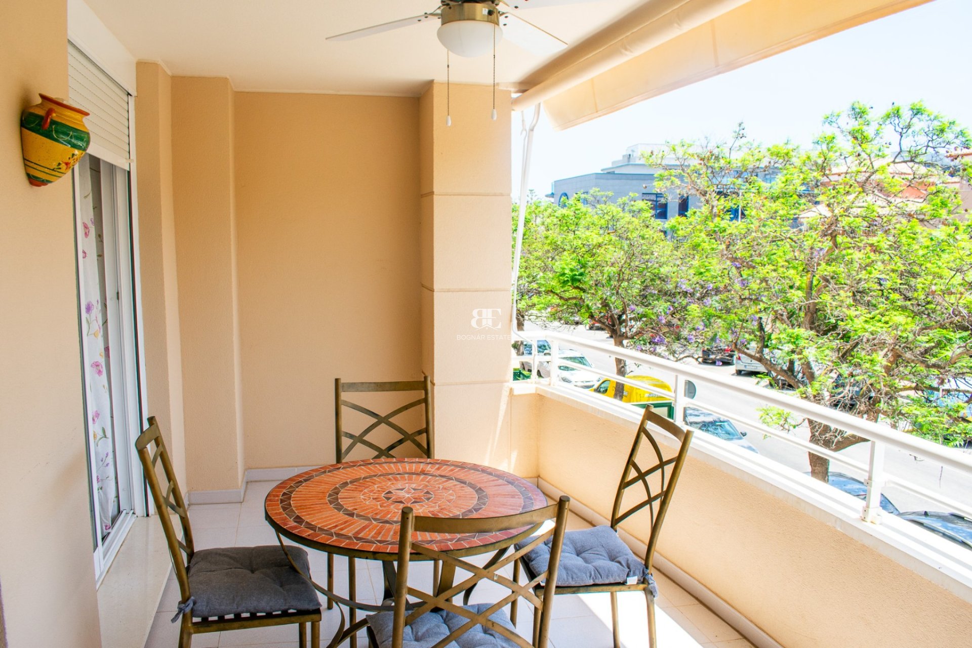 Resale - apartment -
Jávea - El Arenal