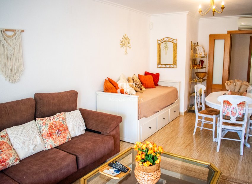 Resale - apartment -
Jávea - El Arenal