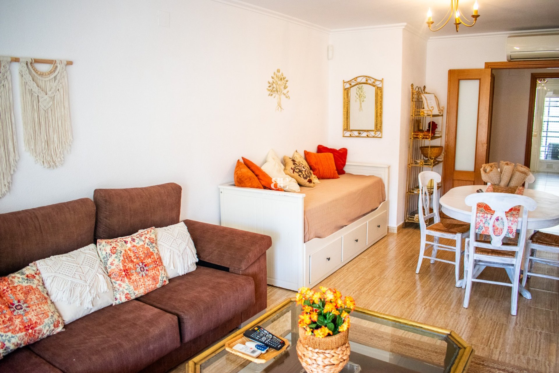 Resale - apartment -
Jávea - El Arenal