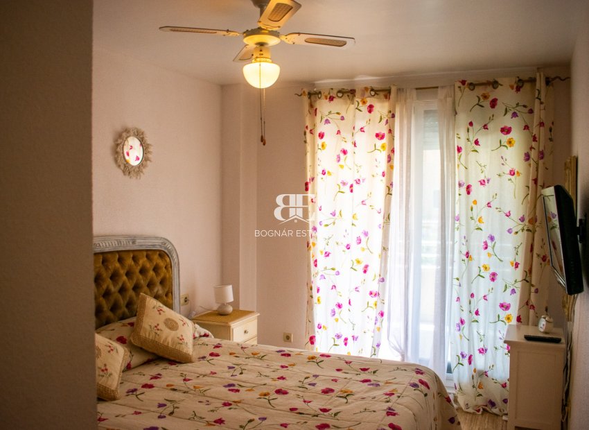 Resale - apartment -
Jávea - El Arenal
