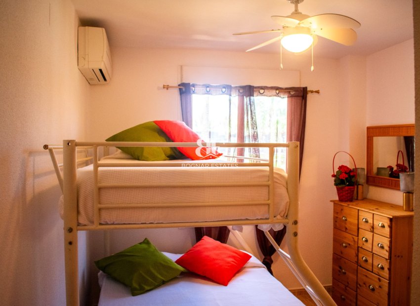 Resale - apartment -
Jávea - El Arenal