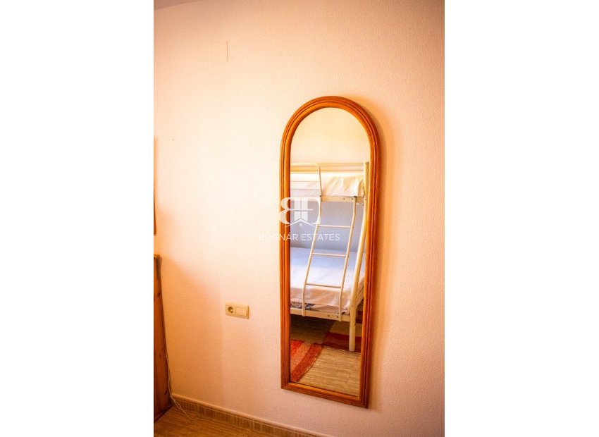 Resale - apartment -
Jávea - El Arenal