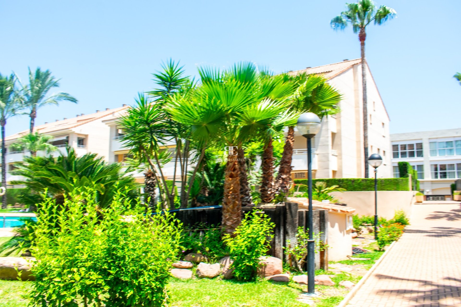 Resale - apartment -
Jávea - El Arenal