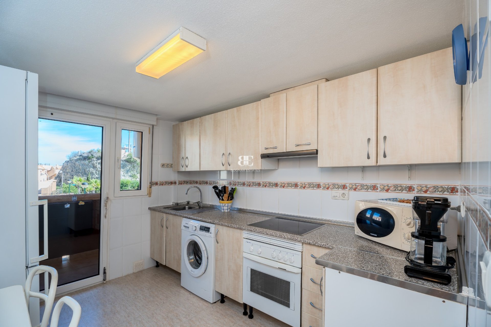 Resale - apartment -
La Manga del Mar Menor - Urb. El Ancora