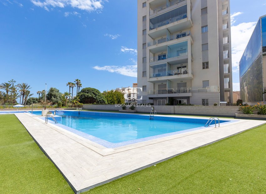 Resale - apartment -
La Mata - Playa