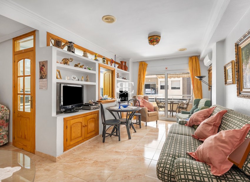 Resale - apartment -
La Mata - Playa