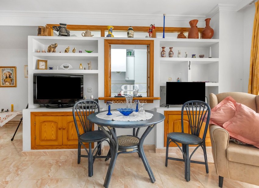 Resale - apartment -
La Mata - Playa