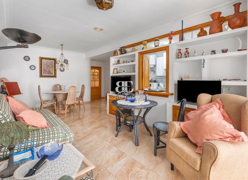 Resale - apartment -
La Mata - Playa