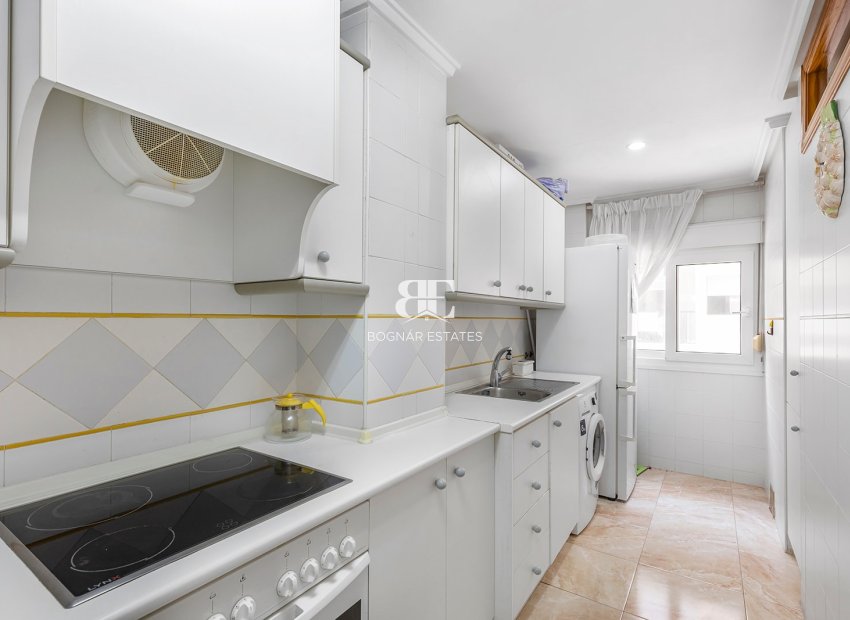 Resale - apartment -
La Mata - Playa