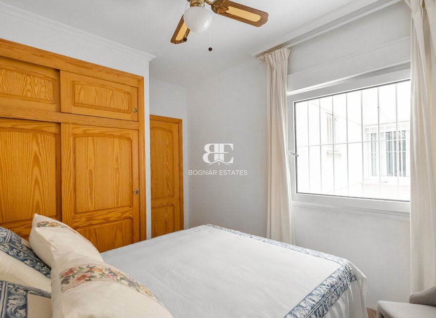 Resale - apartment -
La Mata - Playa