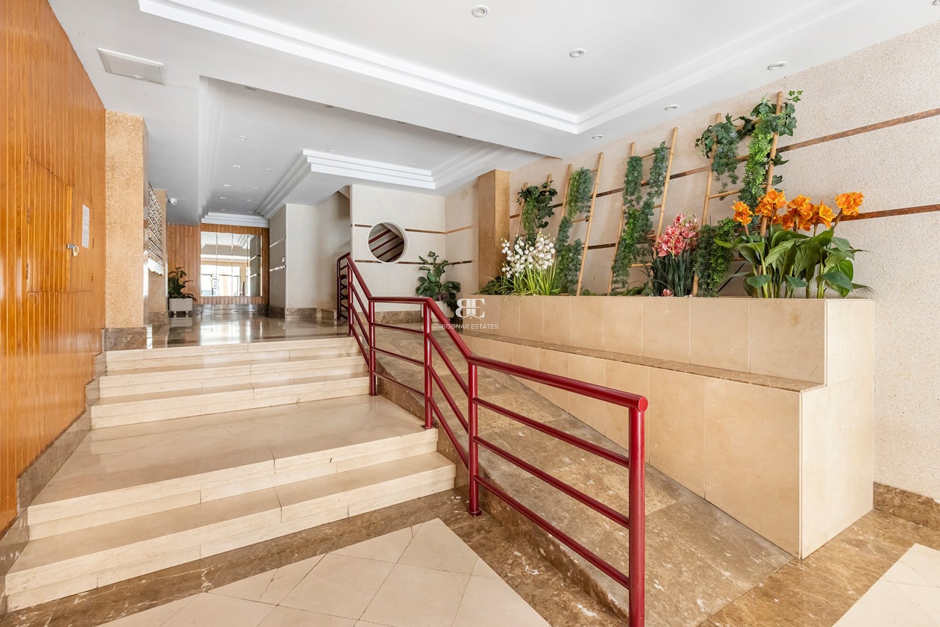 Resale - apartment -
La Mata - Playa