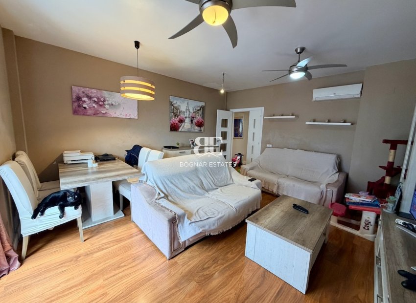 Resale - apartment -
La Nucía - town