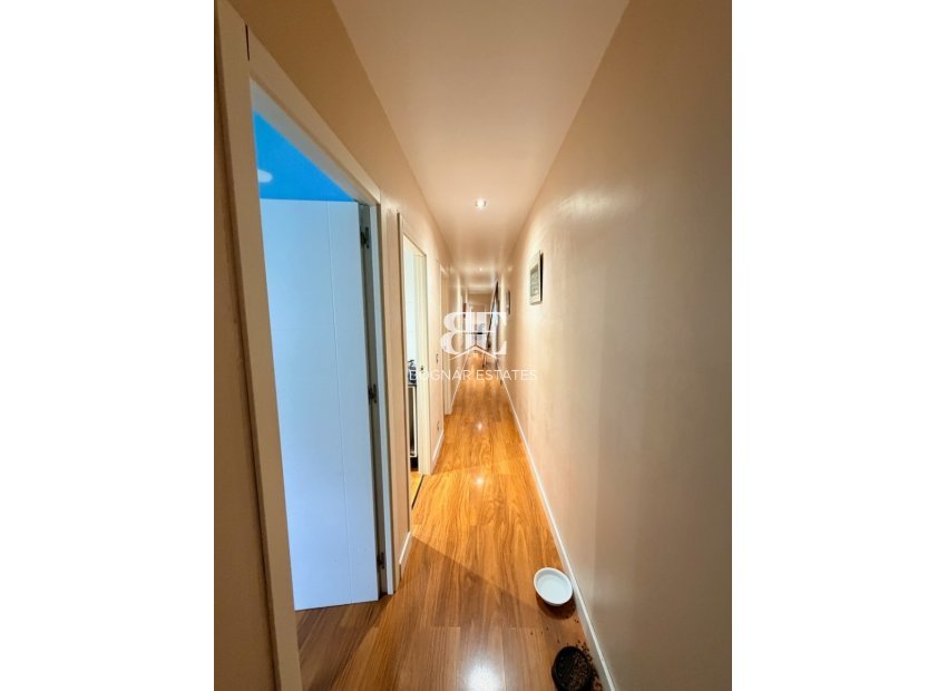 Resale - apartment -
La Nucía - town