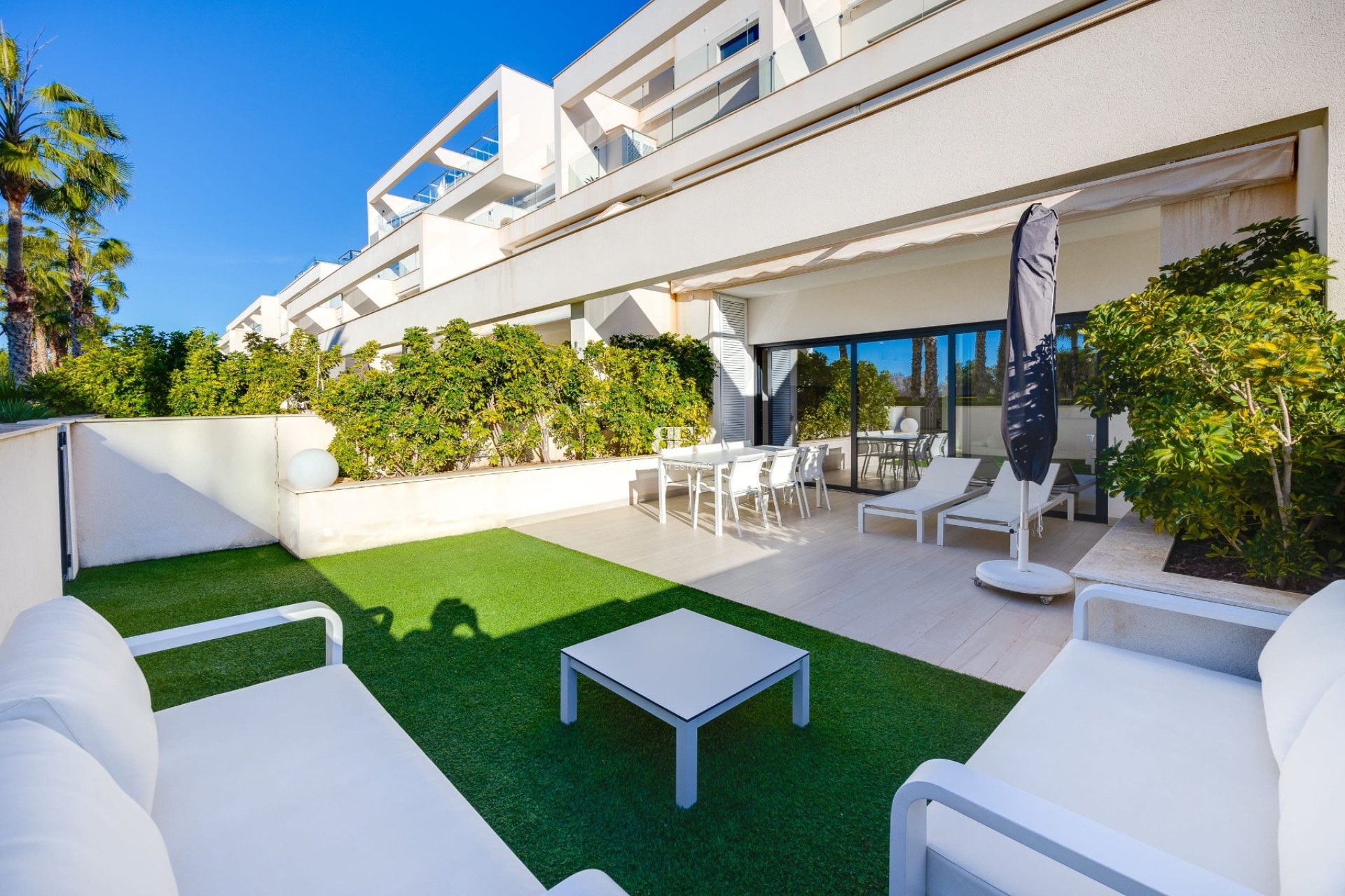 Resale - apartment -
Las Colinas Golf Resort - Las Colinas golf