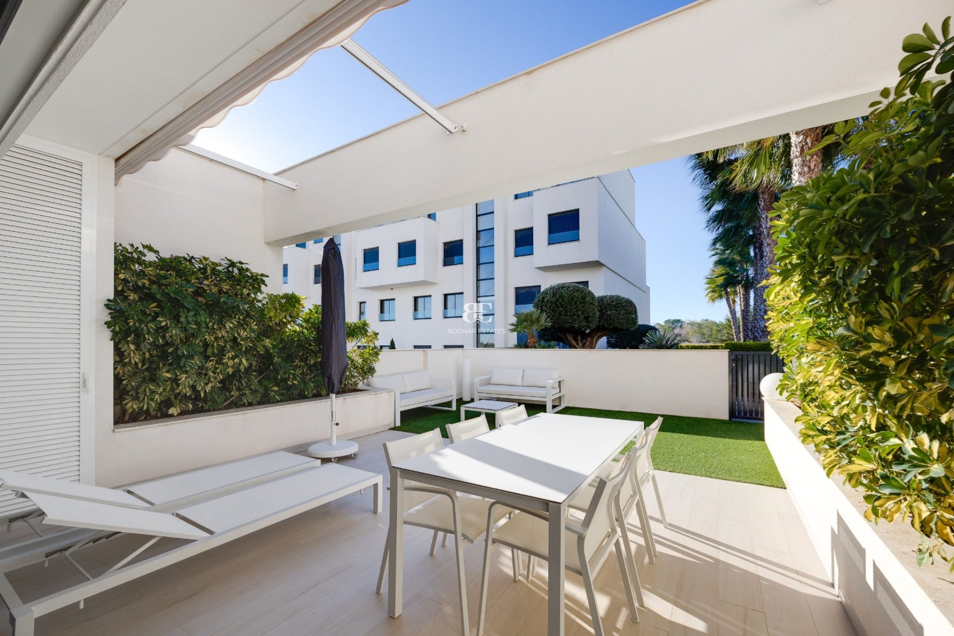 Resale - apartment -
Las Colinas Golf Resort - Las Colinas golf