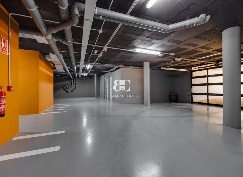 Resale - apartment -
Las Colinas Golf Resort - Las Colinas golf