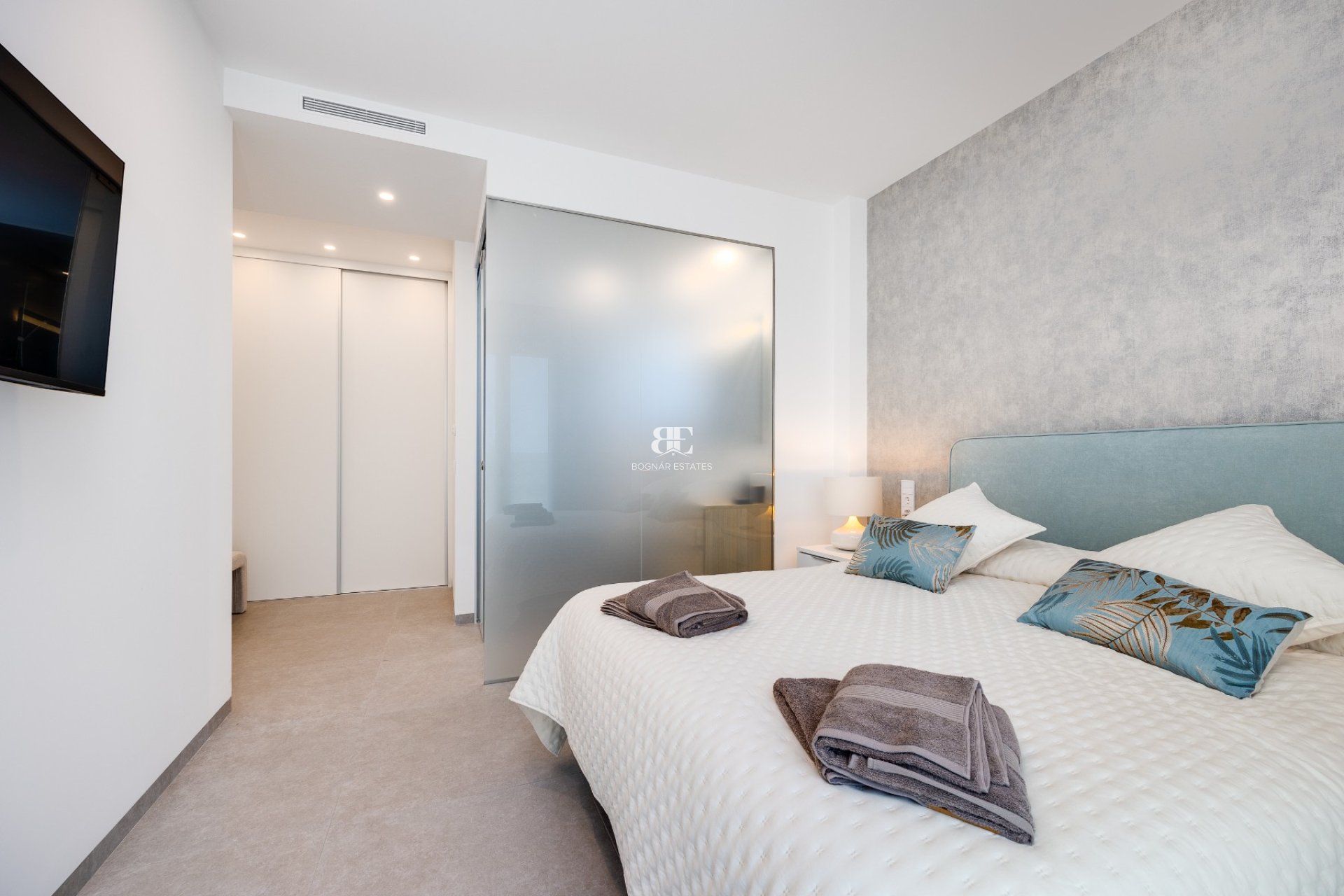Resale - apartment -
Las Colinas Golf Resort - Las Colinas golf