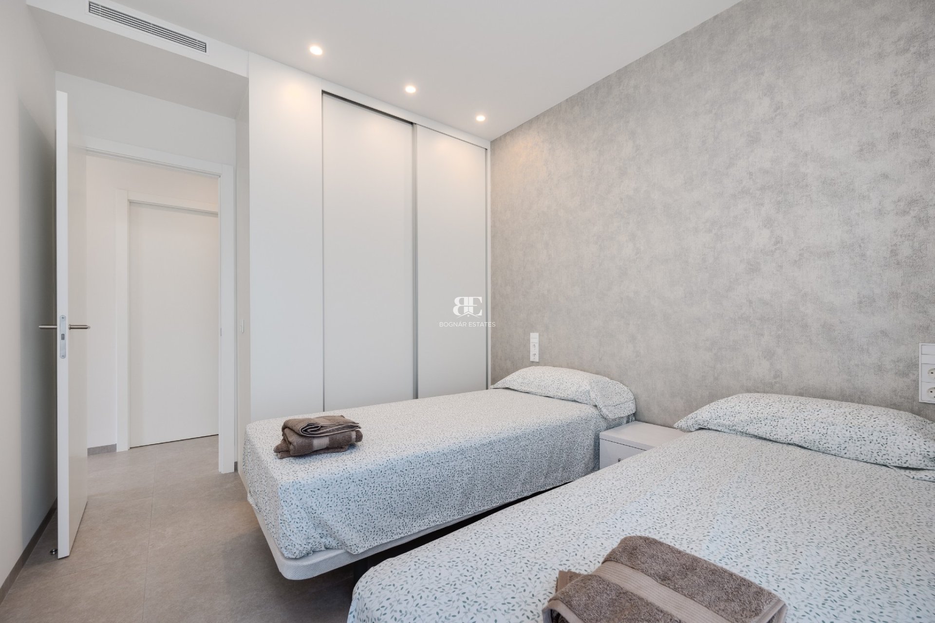 Resale - apartment -
Las Colinas Golf Resort - Las Colinas golf