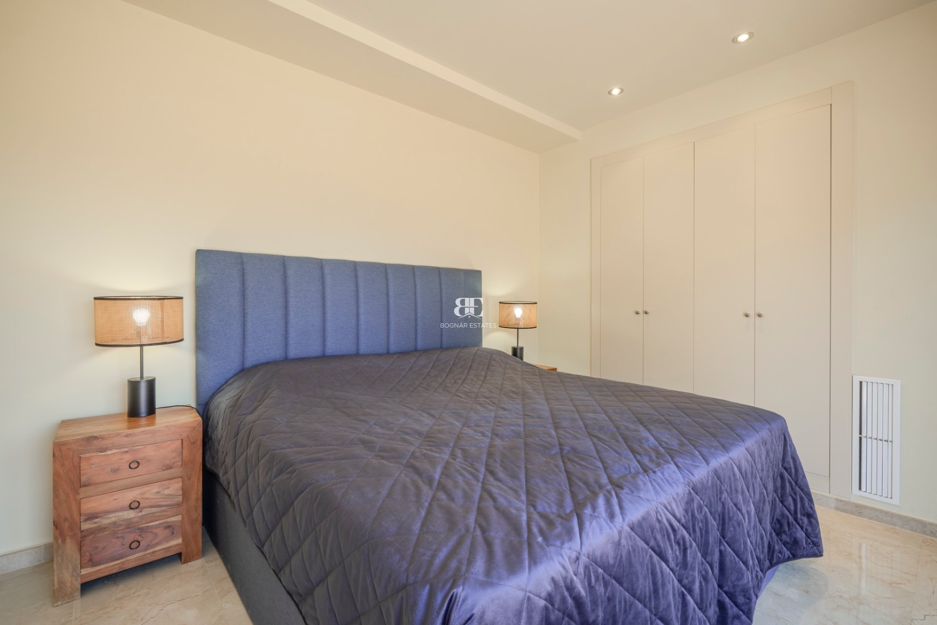 Resale - apartment -
Los Alcazares - Los Montesinos