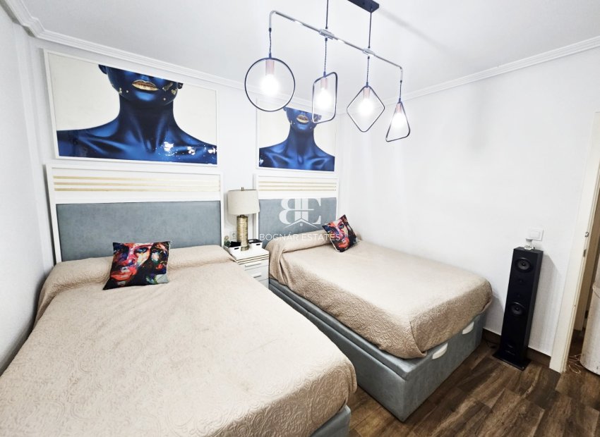 Resale - apartment -
Los Alcazares - Pueblo Patrica