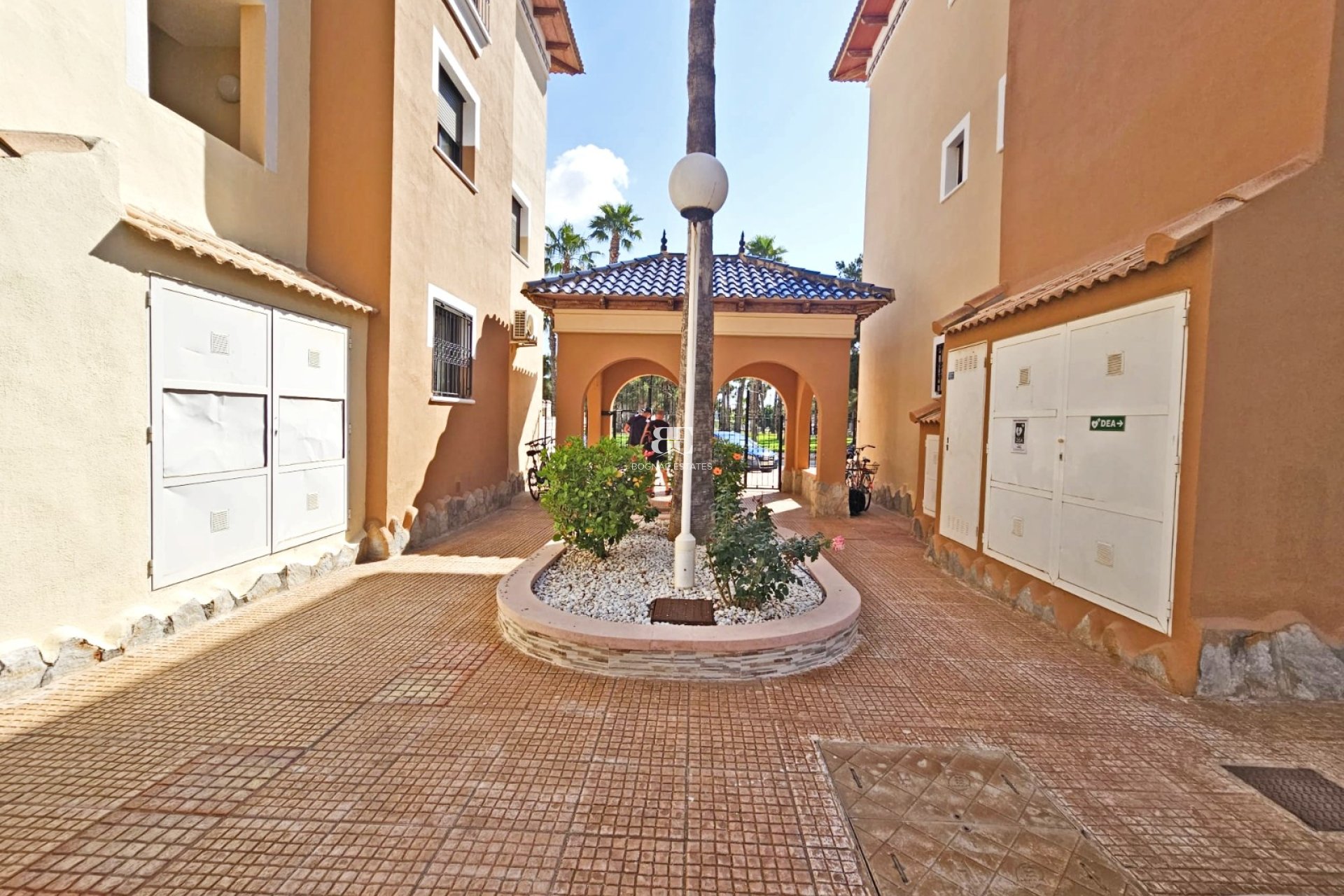 Resale - apartment -
Los Alcazares - Pueblo Patrica
