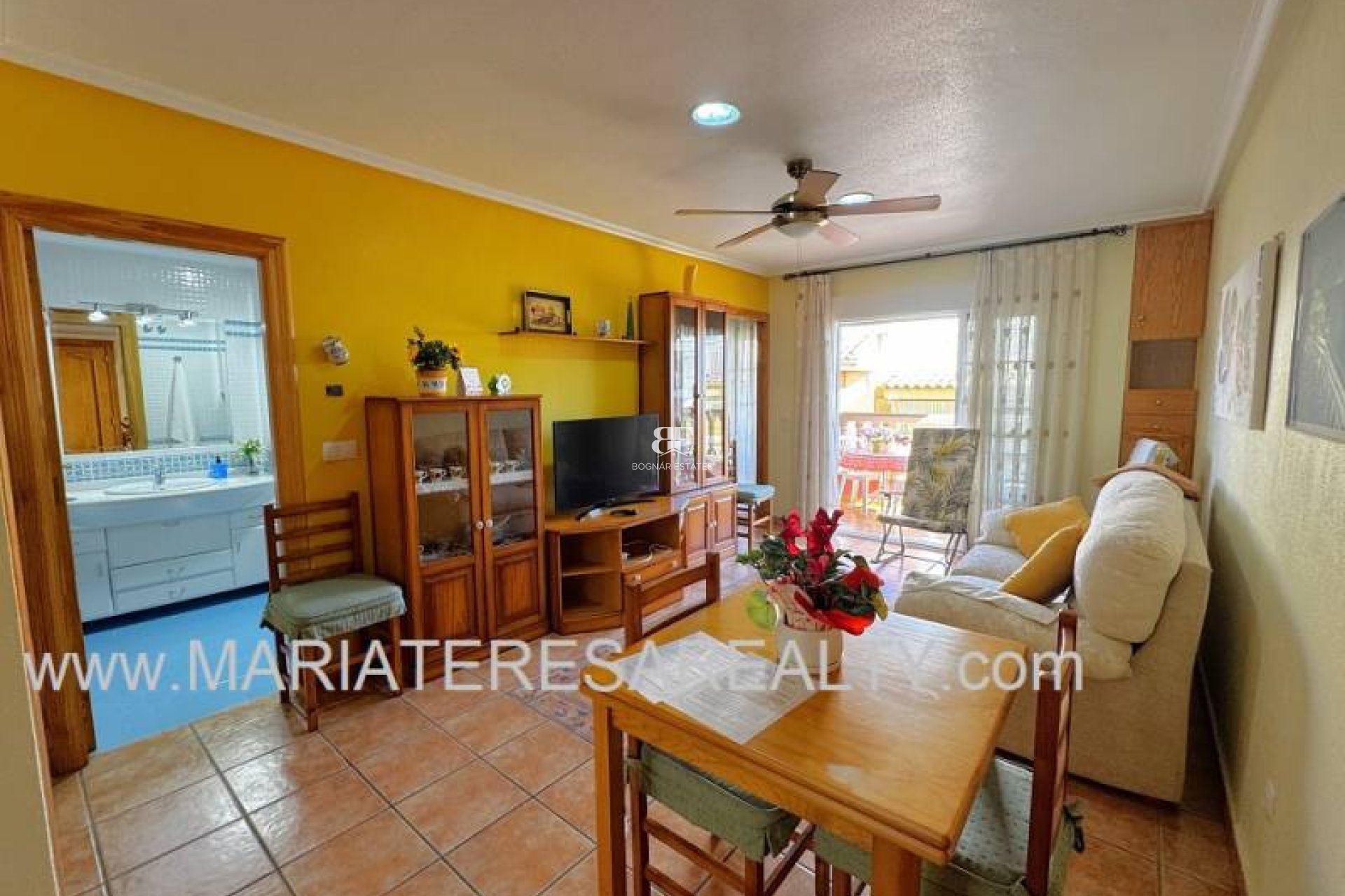 Resale - apartment -
Los Alcazares