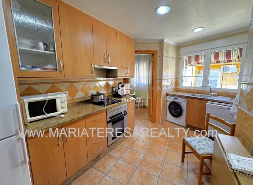 Resale - apartment -
Los Alcazares